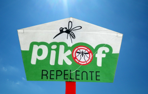 Cometa publicitaria en tela